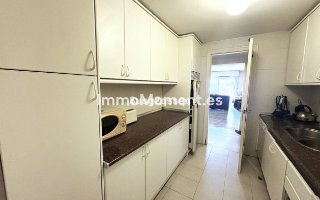 Reventa - Apartamento - Estepona  - Costalita