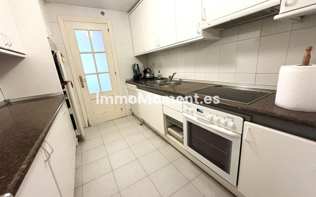 Reventa - Apartamento - Estepona  - Costalita