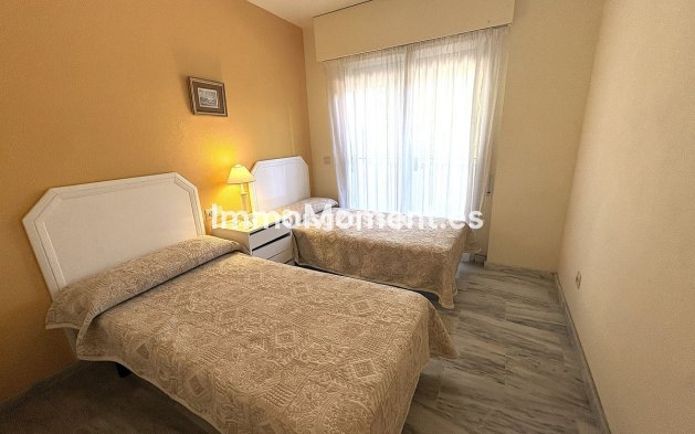 Reventa - Apartamento - Estepona  - Costalita