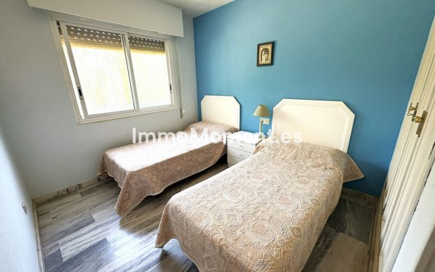 Reventa - Apartamento - Estepona  - Costalita