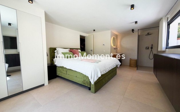 Wiederverkauf - Freistehende Villa - Marbella - Hacienda Las Chapas