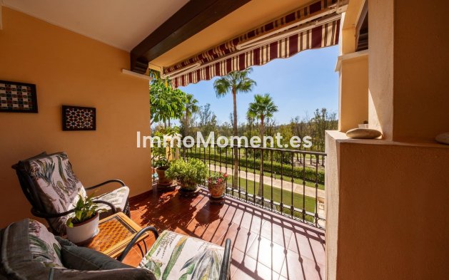 Revente - Appartement - Estepona  - Atalaya