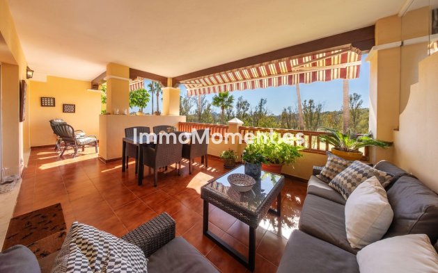 Revente - Appartement - Estepona  - Atalaya