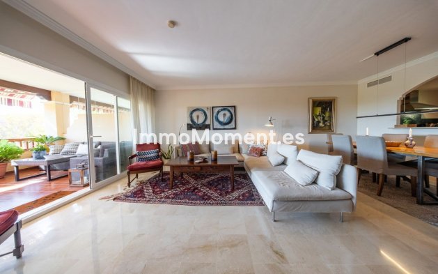 Revente - Appartement - Estepona  - Atalaya