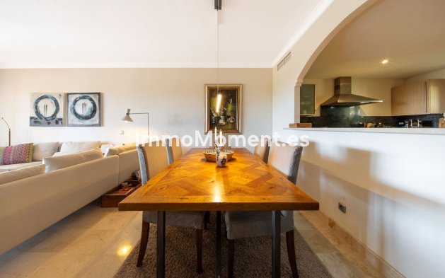 Revente - Appartement - Estepona  - Atalaya