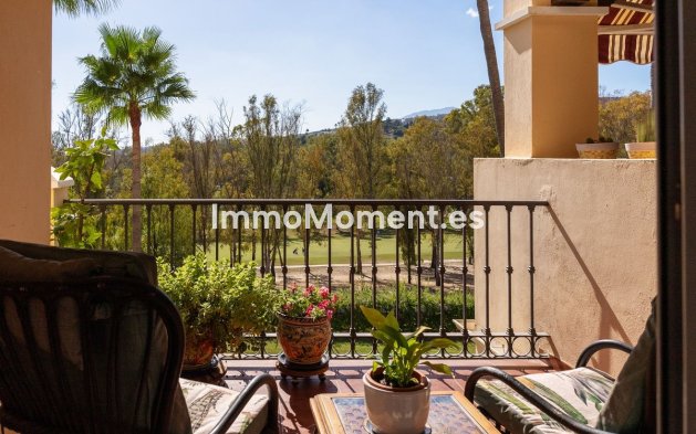 Revente - Appartement - Estepona  - Atalaya