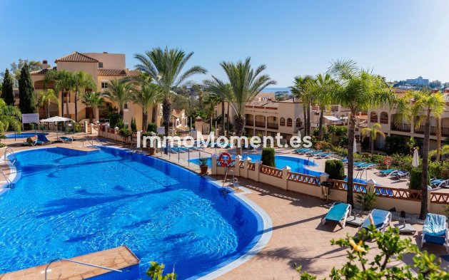 Revente - Appartement - Estepona  - Atalaya