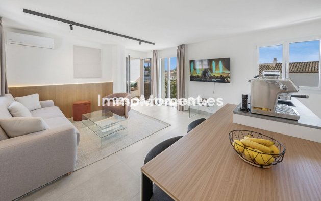 Reventa - Apartamento - Estepona  - Estepona Centro