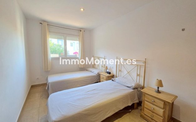Resale - Apartment - Manilva - La Duquesa