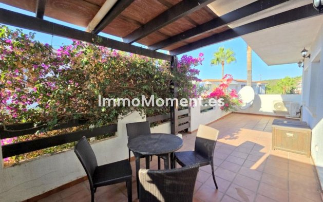 Resale - Apartment - Manilva - La Duquesa