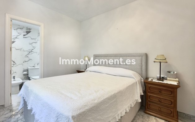Revente - Appartement - Marbella - Nueva Andalucía