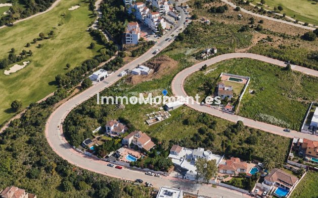 Reventa - Parcela - Estepona  - Estepona Centro