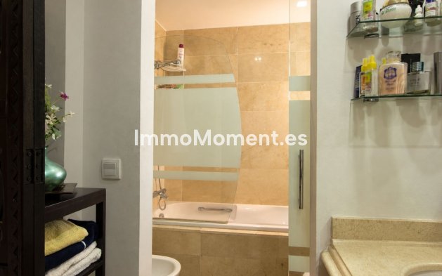 Reventa - Apartamento - Estepona  - Estepona Centro