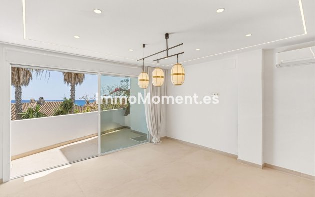 Resale - Townhouse - Marbella - Altos de los Monteros