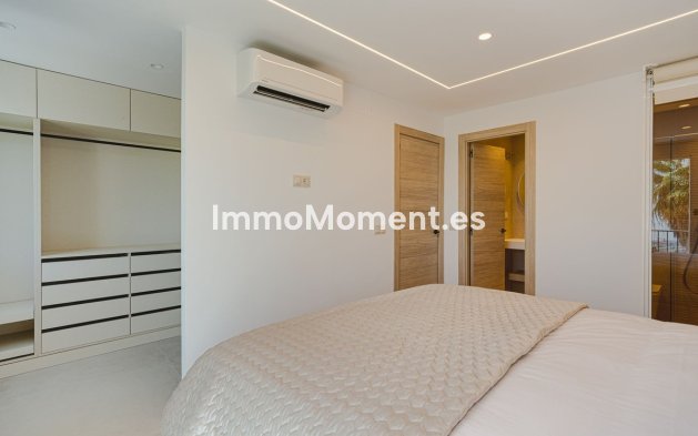 Resale - Townhouse - Marbella - Altos de los Monteros