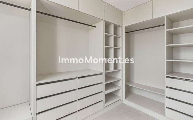 Resale - Townhouse - Marbella - Altos de los Monteros