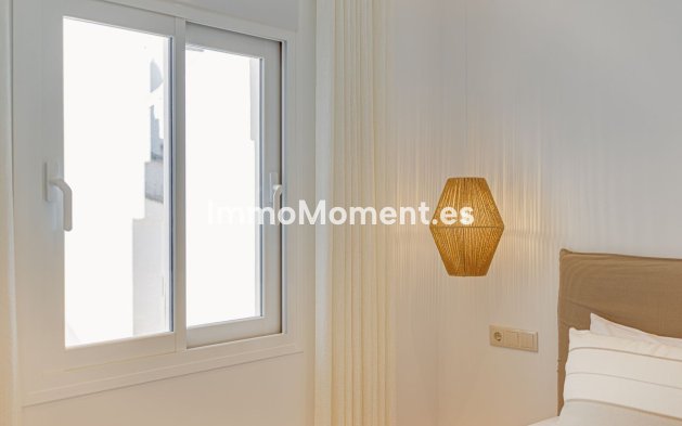 Resale - Townhouse - Marbella - Altos de los Monteros