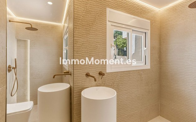 Resale - Townhouse - Marbella - Altos de los Monteros