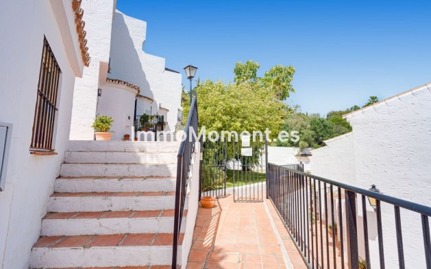 Resale - Townhouse - Marbella - Altos de los Monteros