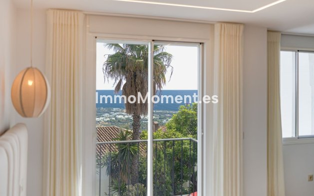 Resale - Townhouse - Marbella - Altos de los Monteros