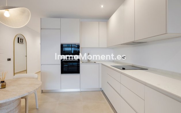 Wiederverkauf - Wohnung - Marbella - Nueva Andalucía