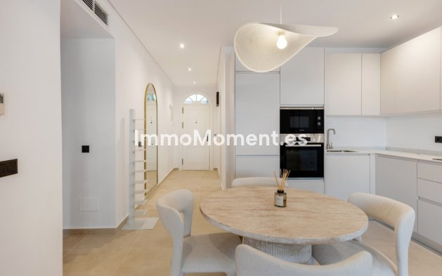 Wiederverkauf - Wohnung - Marbella - Nueva Andalucía