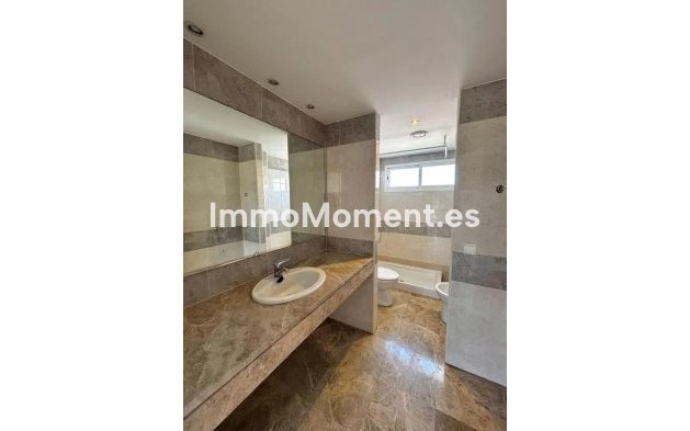 Revente - Maison mitoyenne - Marbella - Nueva Andalucía
