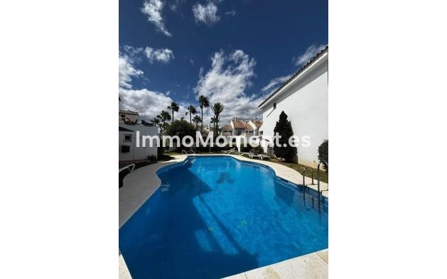 Revente - Maison mitoyenne - Marbella - Nueva Andalucía