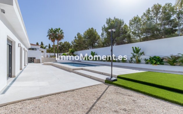 Wiederverkauf - Freistehende Villa - Alfaz del Pi - L'Albir