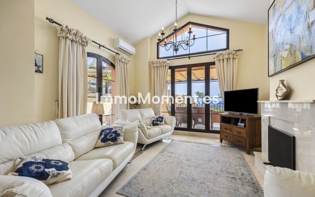 Resale - Apartment - Benahavís - Los Arqueros