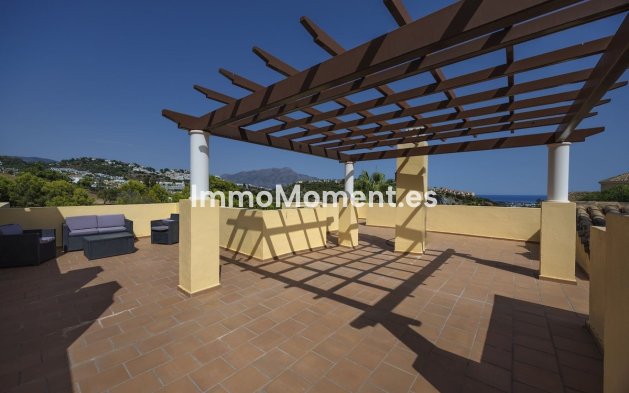Resale - Apartment - Benahavís - Los Arqueros