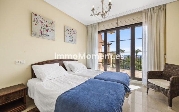 Resale - Apartment - Benahavís - Los Arqueros