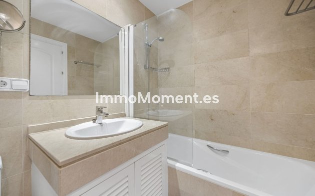 Resale - Apartment - Benahavís - Los Arqueros