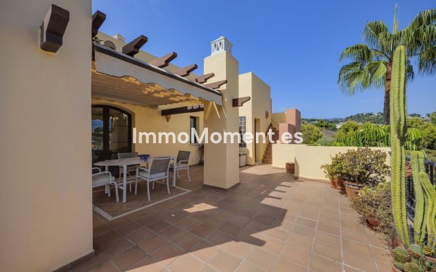 Resale - Apartment - Benahavís - Los Arqueros