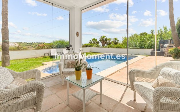 Reventa - Villa independiente - Estepona  - Estepona Centro