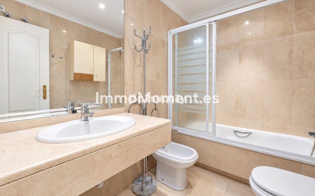 Resale - Apartment - Marbella - Marbella Centro