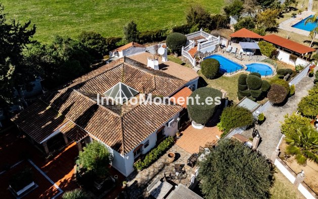 Resale - Detached villa - Inland  - Alhaurín de la Torre