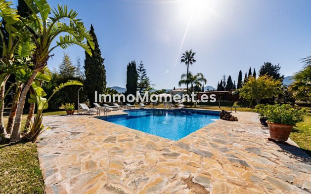 Resale - Detached villa - Inland  - Alhaurín de la Torre