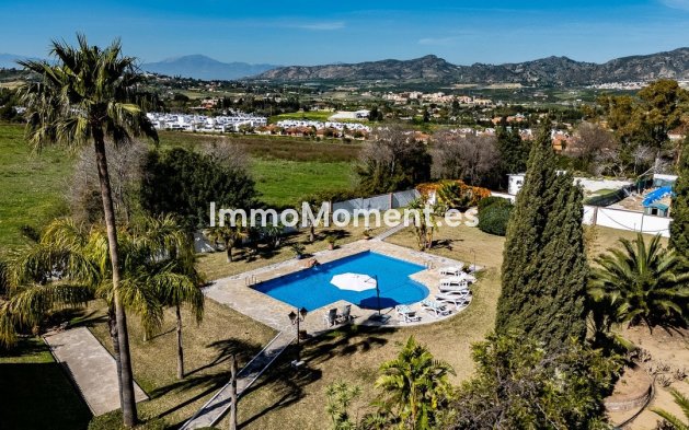 Resale - Detached villa - Inland  - Alhaurín de la Torre