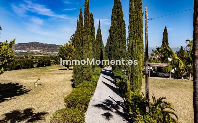Resale - Detached villa - Inland  - Alhaurín de la Torre