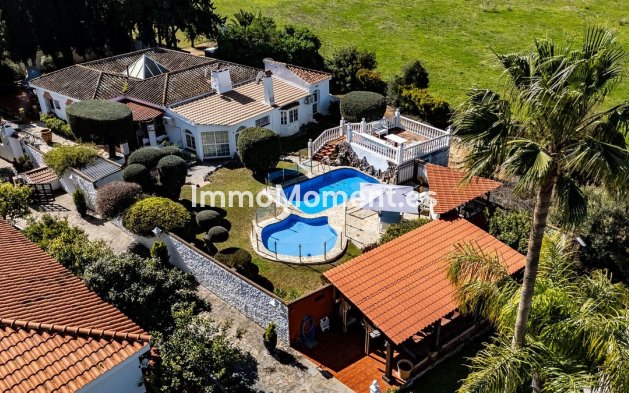 Resale - Detached villa - Inland  - Alhaurín de la Torre