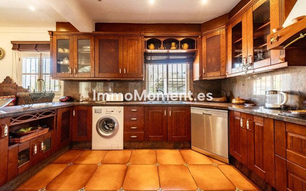 Resale - Detached villa - Inland  - Alhaurín de la Torre