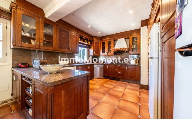 Resale - Detached villa - Inland  - Alhaurín de la Torre