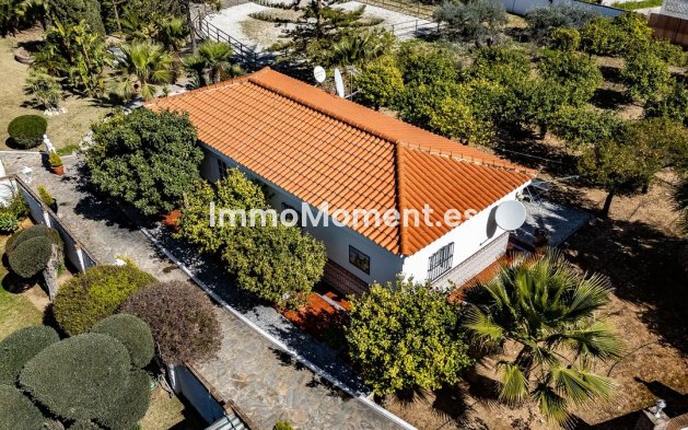 Resale - Detached villa - Inland  - Alhaurín de la Torre