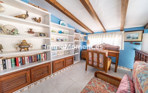 Resale - Detached villa - Inland  - Alhaurín de la Torre