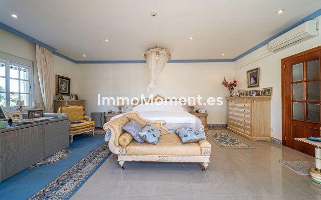 Resale - Detached villa - Inland  - Alhaurín de la Torre