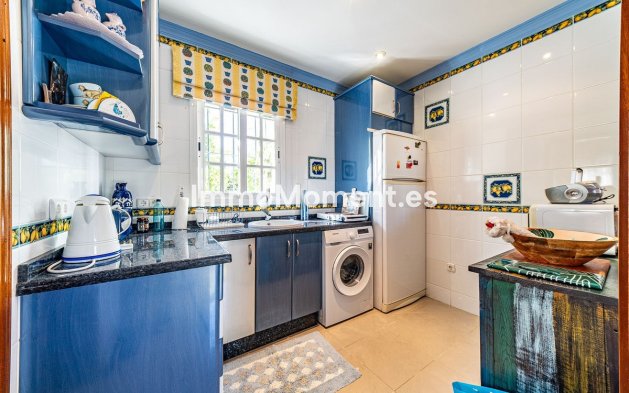Resale - Detached villa - Inland  - Alhaurín de la Torre