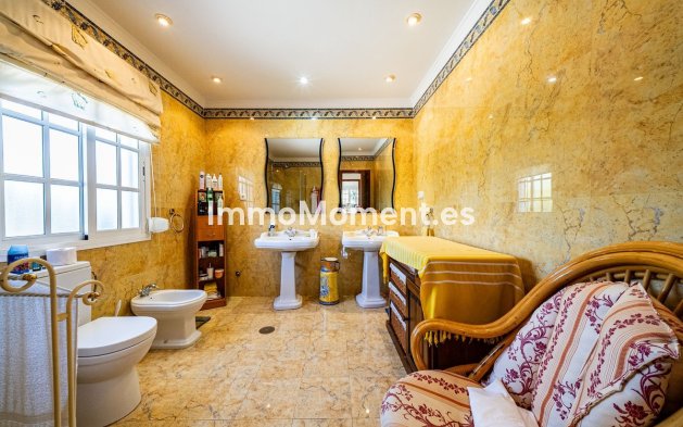 Resale - Detached villa - Inland  - Alhaurín de la Torre