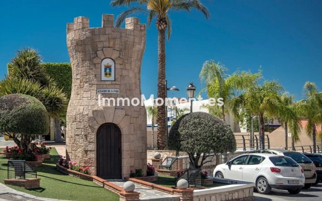 Resale - Detached villa - Inland  - Alhaurín de la Torre