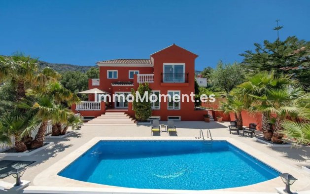 Resale - Detached villa - Inland  - Alhaurín de la Torre